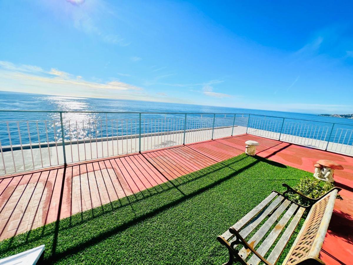 Suite Sunset 7 - Fronte Mare ซานเรโม ภายนอก รูปภาพ
