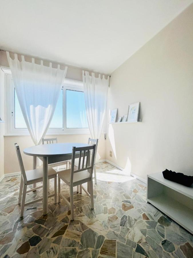 Suite Sunset 7 - Fronte Mare ซานเรโม ภายนอก รูปภาพ
